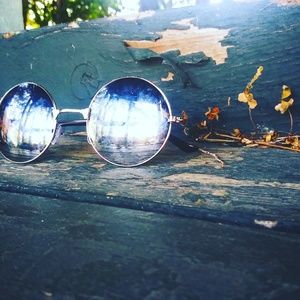 Retro hippie round large sunglasses